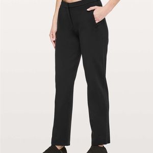 Lululemon on the move pant
